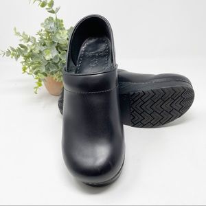 Dansko Black Professional Clogs Solid Black